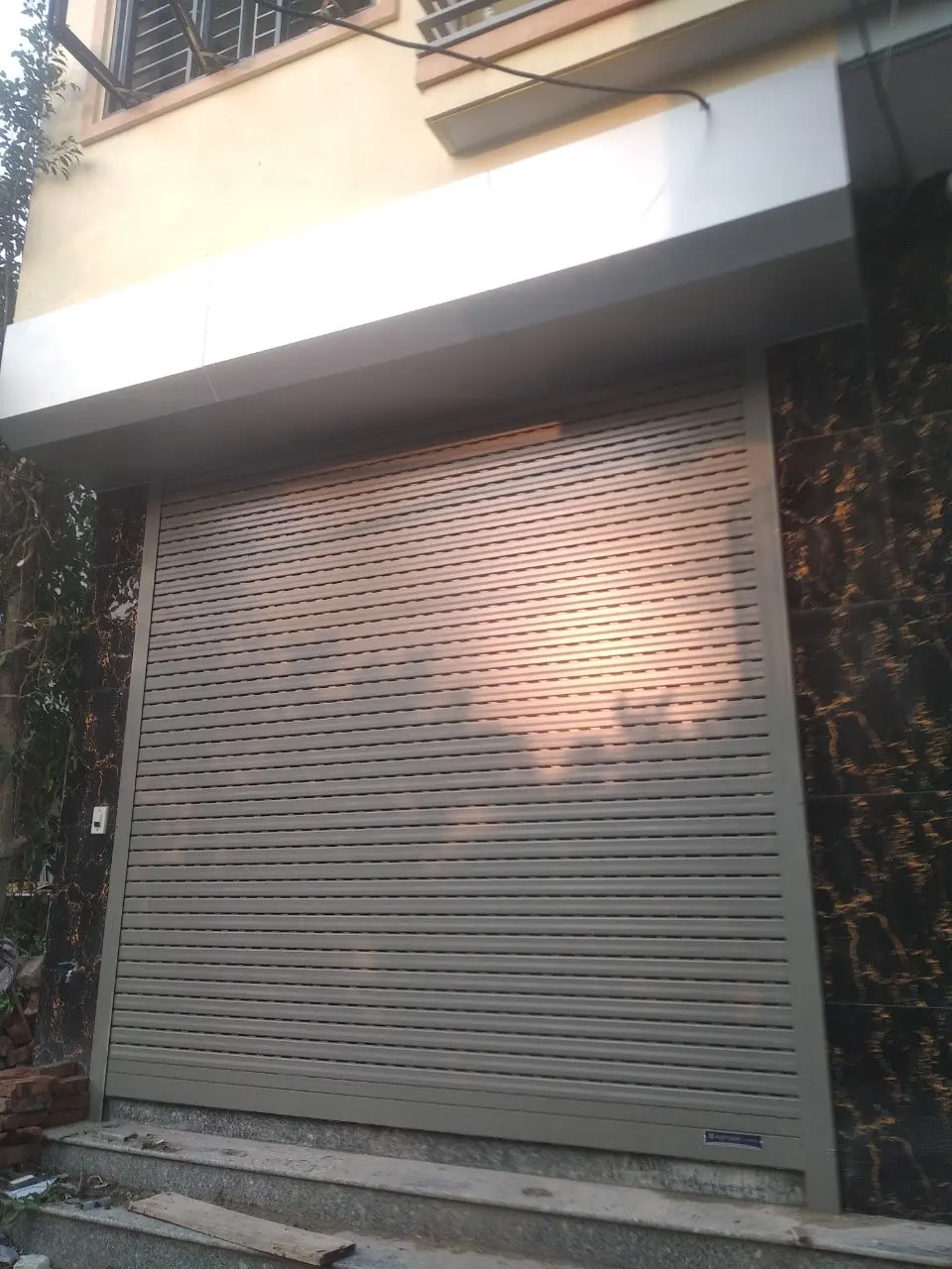 cửa siêu êm s51i