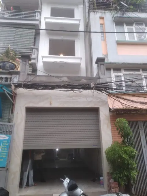 công trình cửa cuốn của a duy -nguyễn an ninh