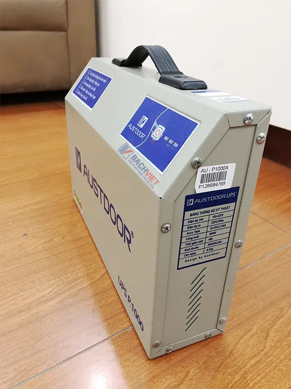UPS-chinh-hang-austdoor-P1000