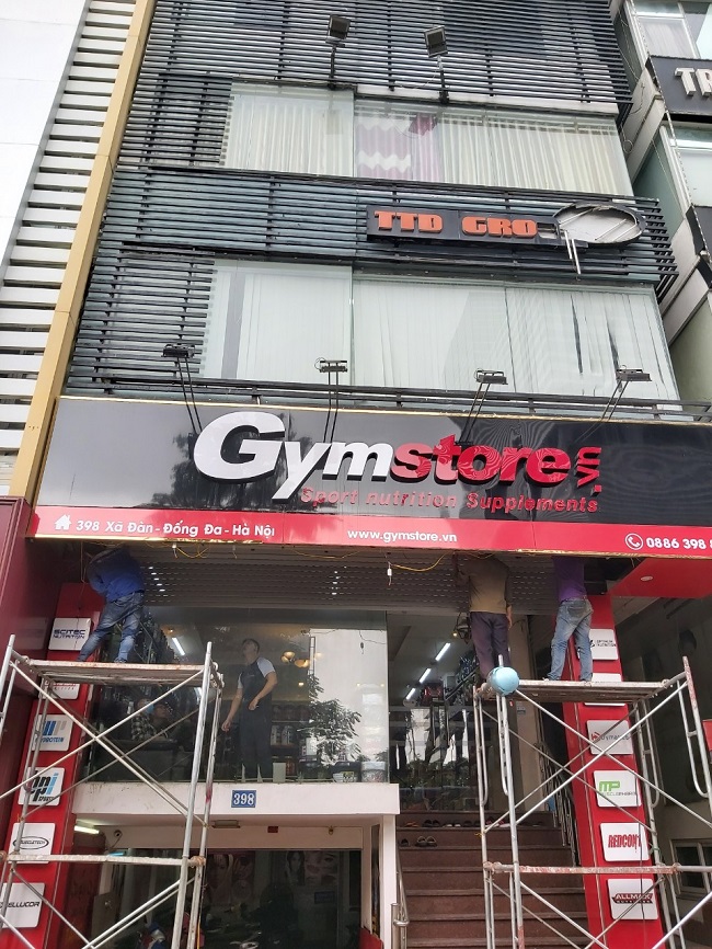 Cửa cuốn A49i dày 1.1mm lắp đặt phòng tập Gymstores