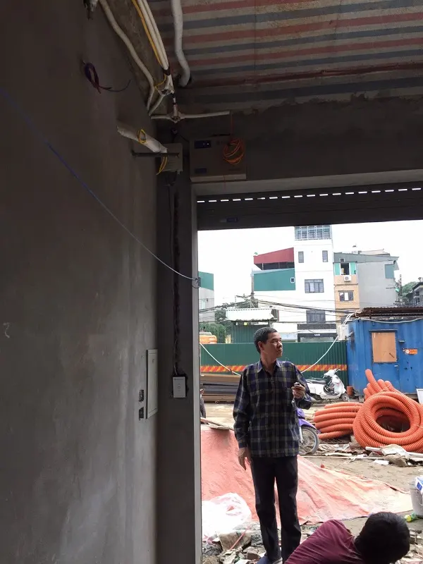Công trình cửa cuốn chú cường Hòa Bình
