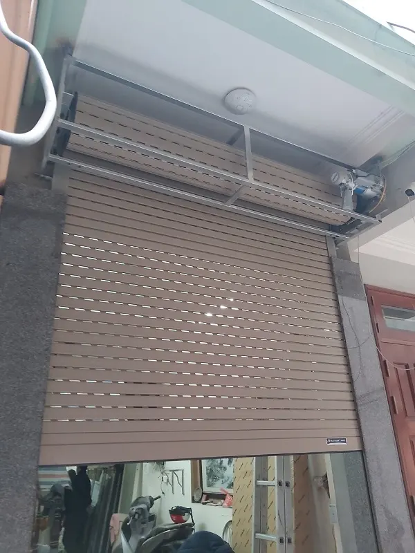 Kinh nghiệm chọn cửa cuốn khe thoáng mang phong cách hiện đại