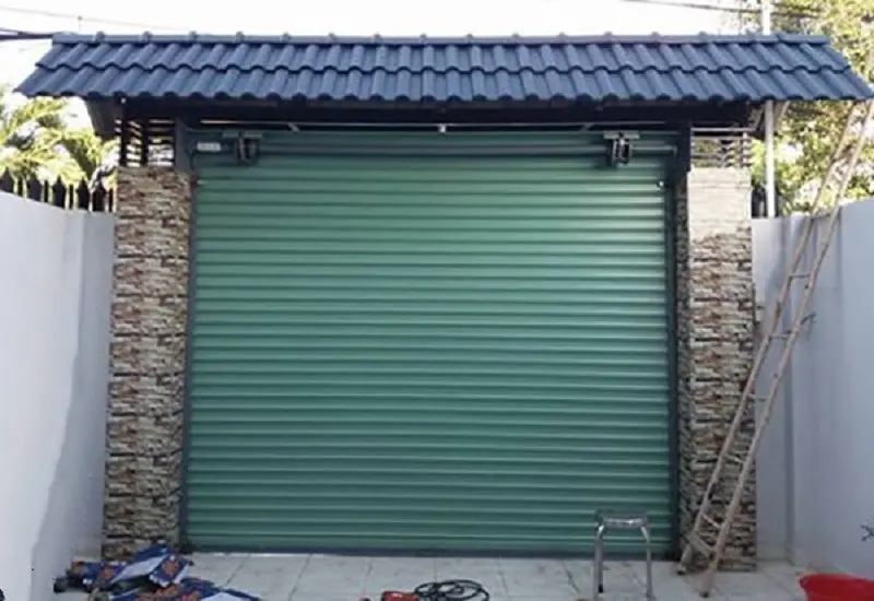 Cửa cuốn giá rẻ tấm liền Austdoor