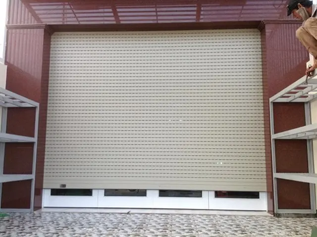 Chi phí lắp đặt cửa cuốn