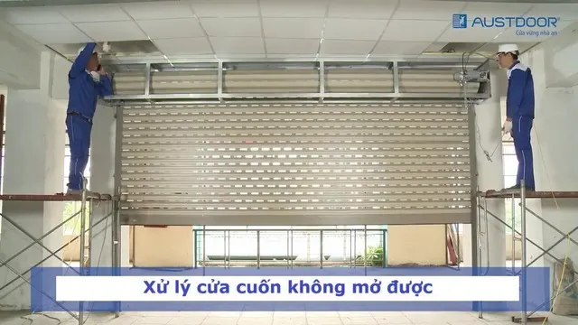 cửa cuốn austdoor không mở được