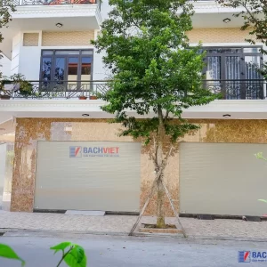 Cửa cuốn Austdoor khe thoáng E53i