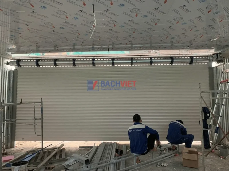 Cửa cuốn Bigos rất phù hợp kích thước rộng lên tới 7m